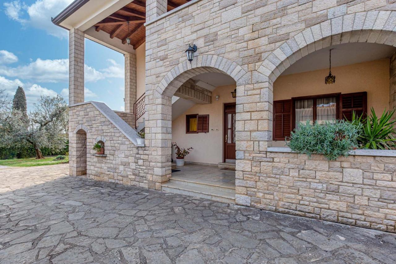 Silva Apartment Porec Exterior photo
